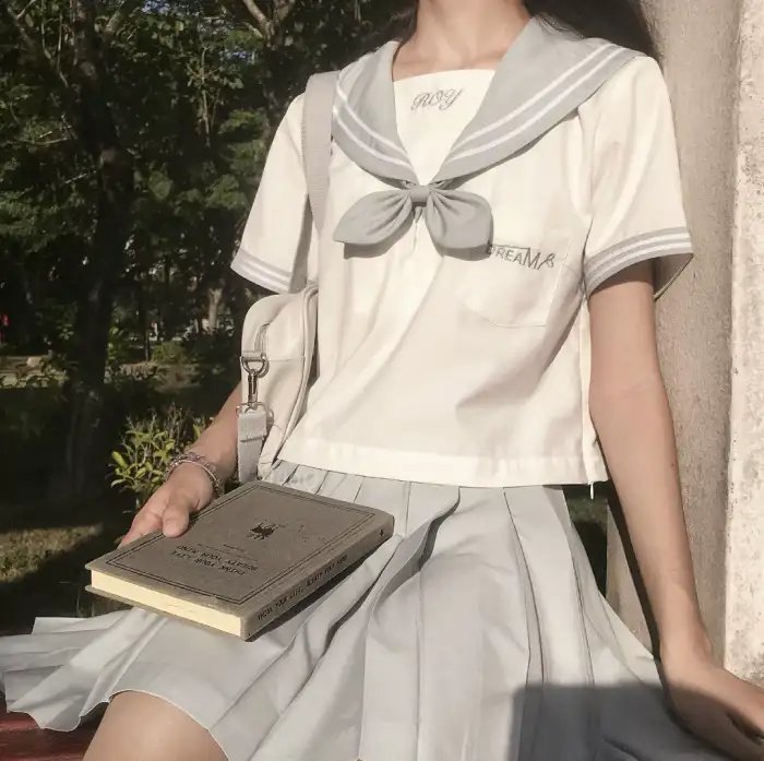 那女人的冷脸算盘